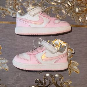 Nike Kids Light Pink and White Sneakers